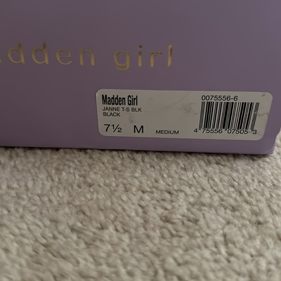 Madden Girl Janne Mary Jane Black Size 7.5 - Picture 10 of 10